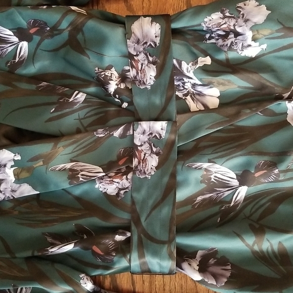 Belted Blazer - Picture 3 of 8